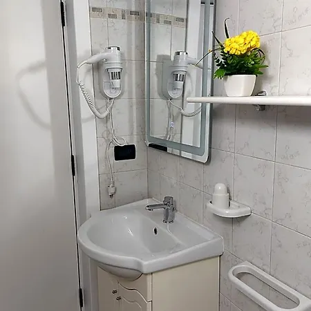 Bed and breakfast Albachiara 3*