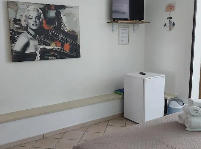 Albachiara فندق مبيت وإفطار أوترانتو